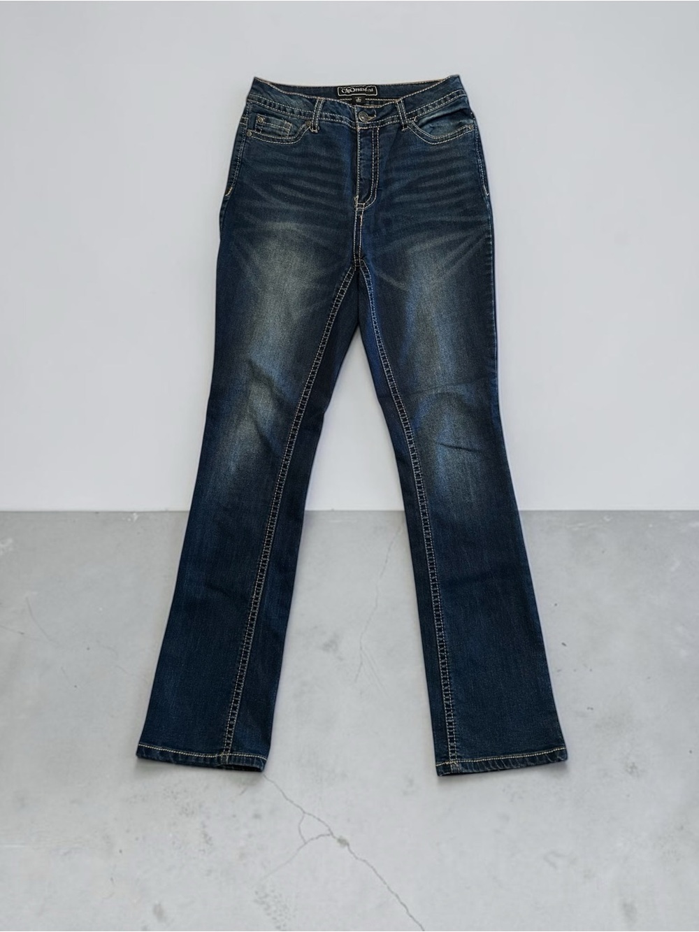 Cato Premium Bootcut Denim Jeans Womens 6 BLUE Mid-Rise Inseam 31” Inches